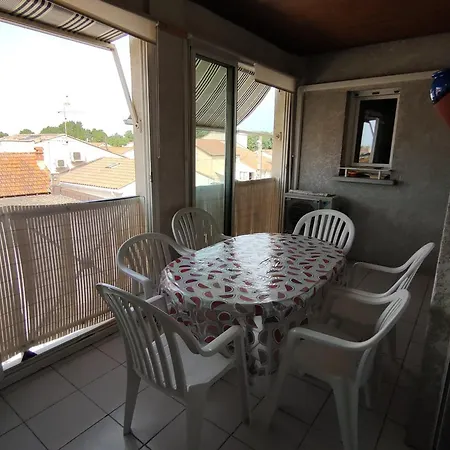2 Ch Avec Loggia A 100m Du Centre - Fr-1-781-89 شقة