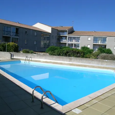 2 Ch Avec Loggia A 100m Du Centre - Fr-1-781-89 *