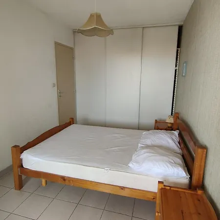 2 Ch Avec Loggia A 100m Du Centre - Fr-1-781-89 * Valras-Plage